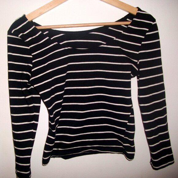 Classy French Stripped Top - Picture 1 of 2